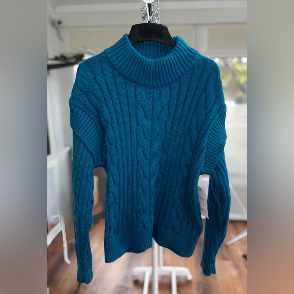 NWT Time & Tru Long Sleeve High Neck Knit Sweater Blue Women’s Large (12-14)